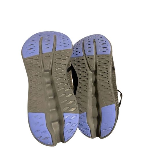 On Womens Black and burgundy Lace Up Cloudsurfer Trail Running Sneakers Shoes S - Picture 5 of 9